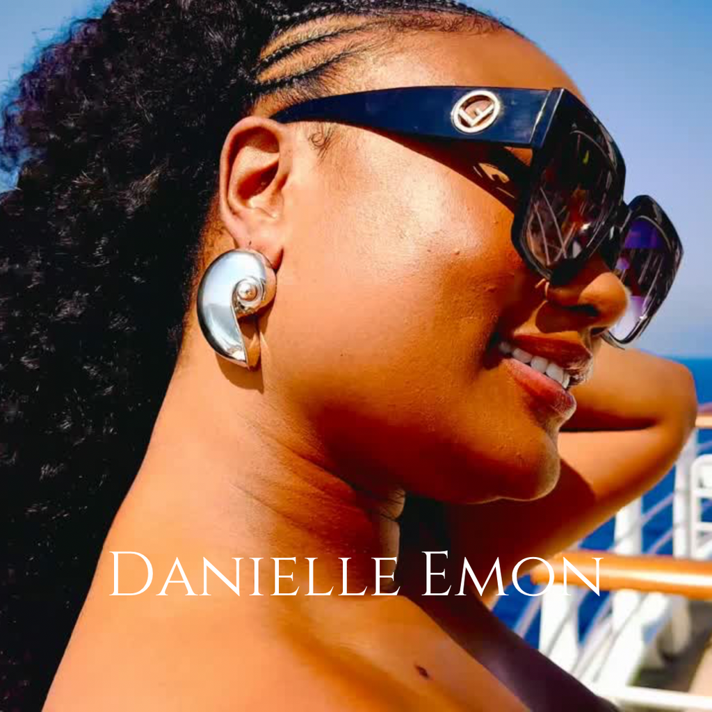 The "Chenoa" Seashell Statement Earring - Danielle Emon