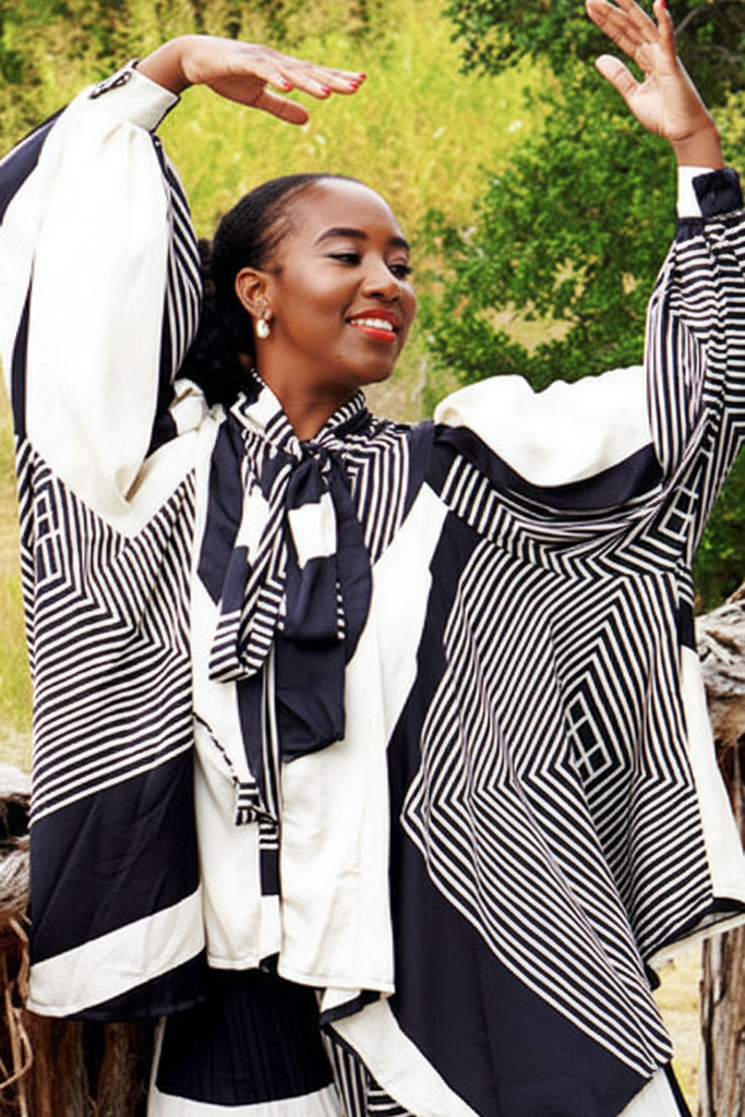 Sika Black & White Pant Suit - upper body close-up print detail