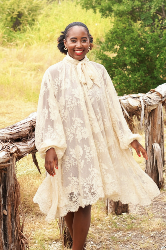 Kossi Lace Oversized Dress creme - lush garden outdoor brunch
