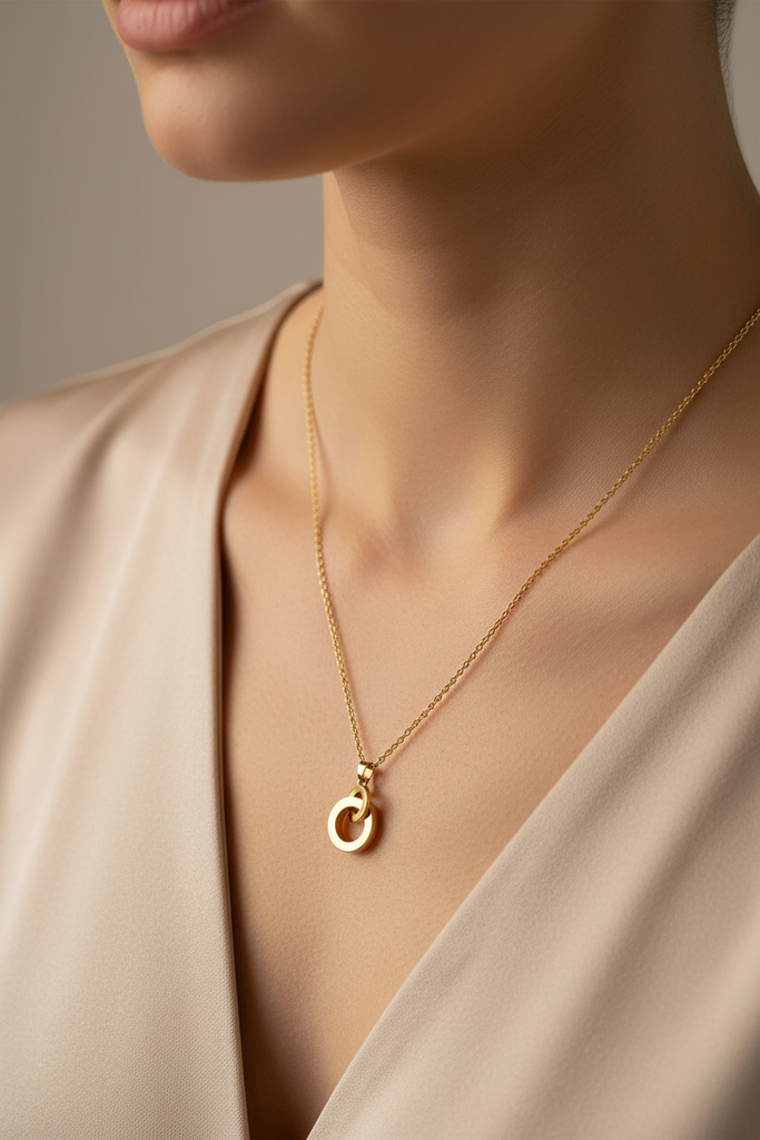 Gabon interlocking ring necklace on-neck décolletage lifestyle