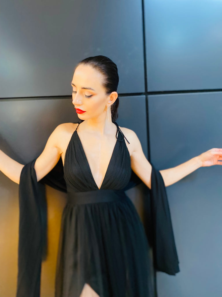 The “Leoni” Shawl - Danielle Emon