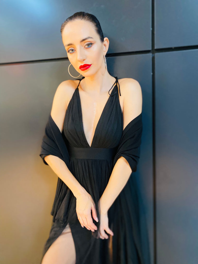 The “Leoni” Shawl - Danielle Emon