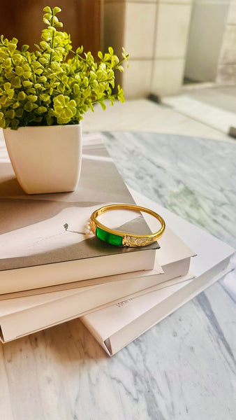 The Somerset Bracelet: Quiet Luxury for the Modern Global Woman