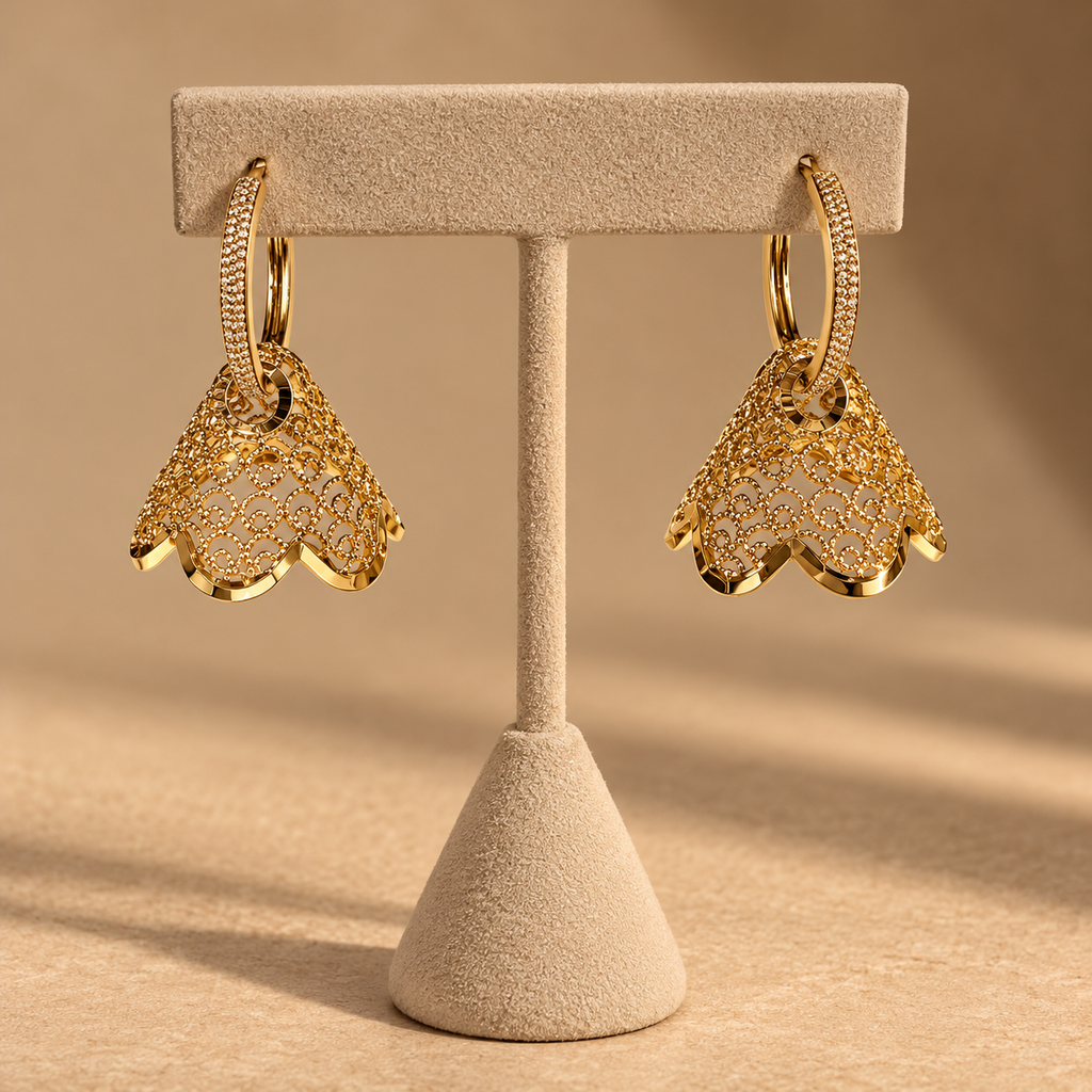 The " Prescott" Dangle Earring