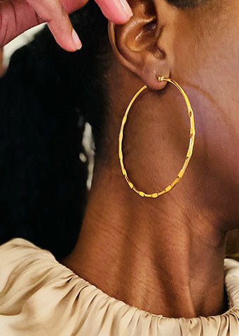 The "Chenoa" Seashell Statement Earring