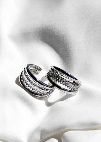 The "Dofi" Semi Hoop Earrings
